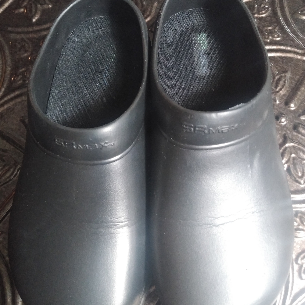 SRMax safety shoes,